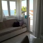 Apartman Seka 1 *